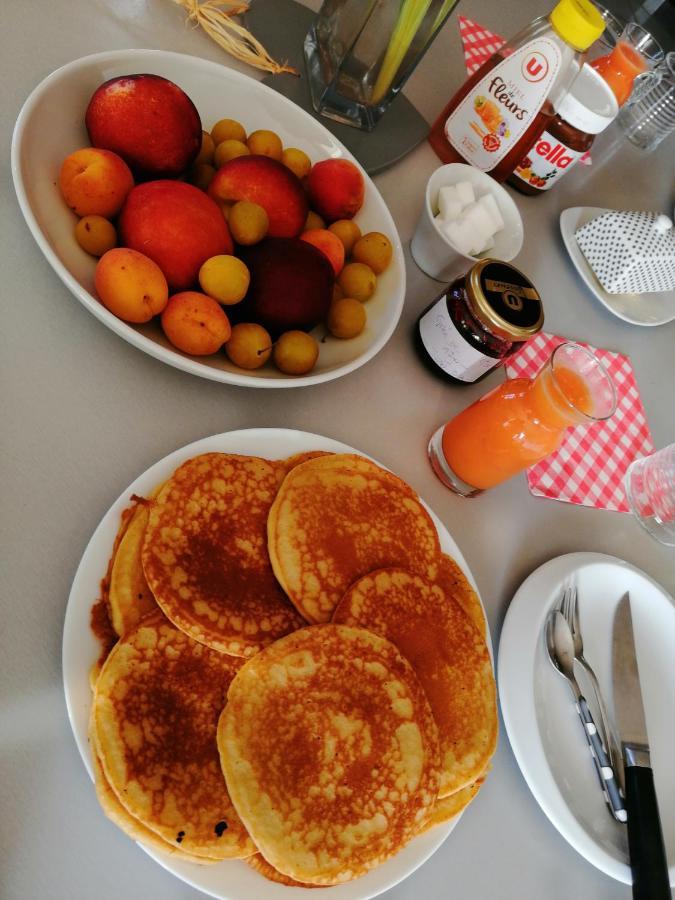 Les Bichettes Bed and Breakfast Mortagne-sur-Sevre Eksteriør billede